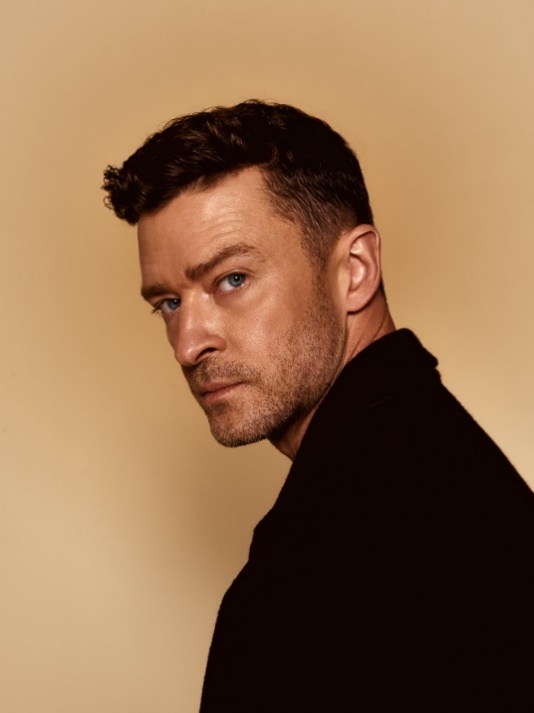 Justin Timberlake presenta el tema “Selfish”.